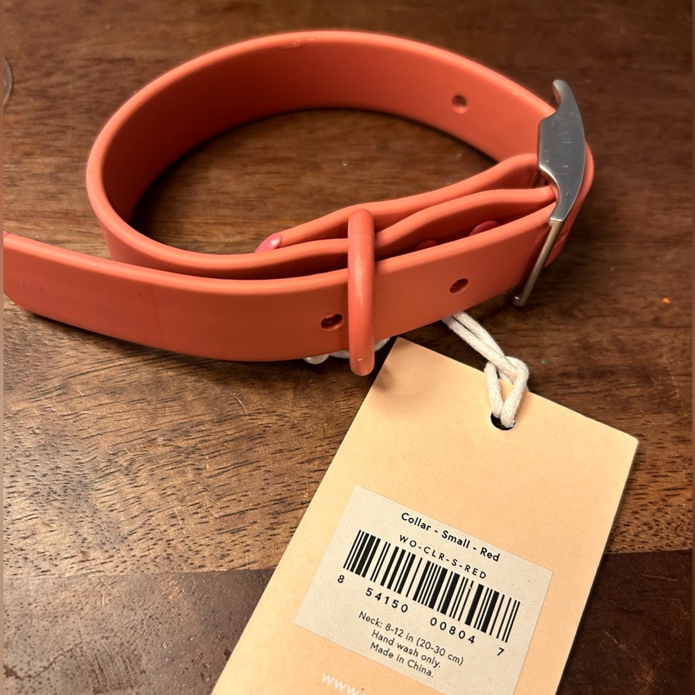 NWT Wild One red collar, size Small